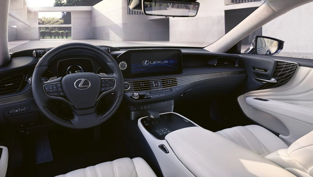 Lexus LS nhận bản cập nhật công nghệ cho năm 2024
